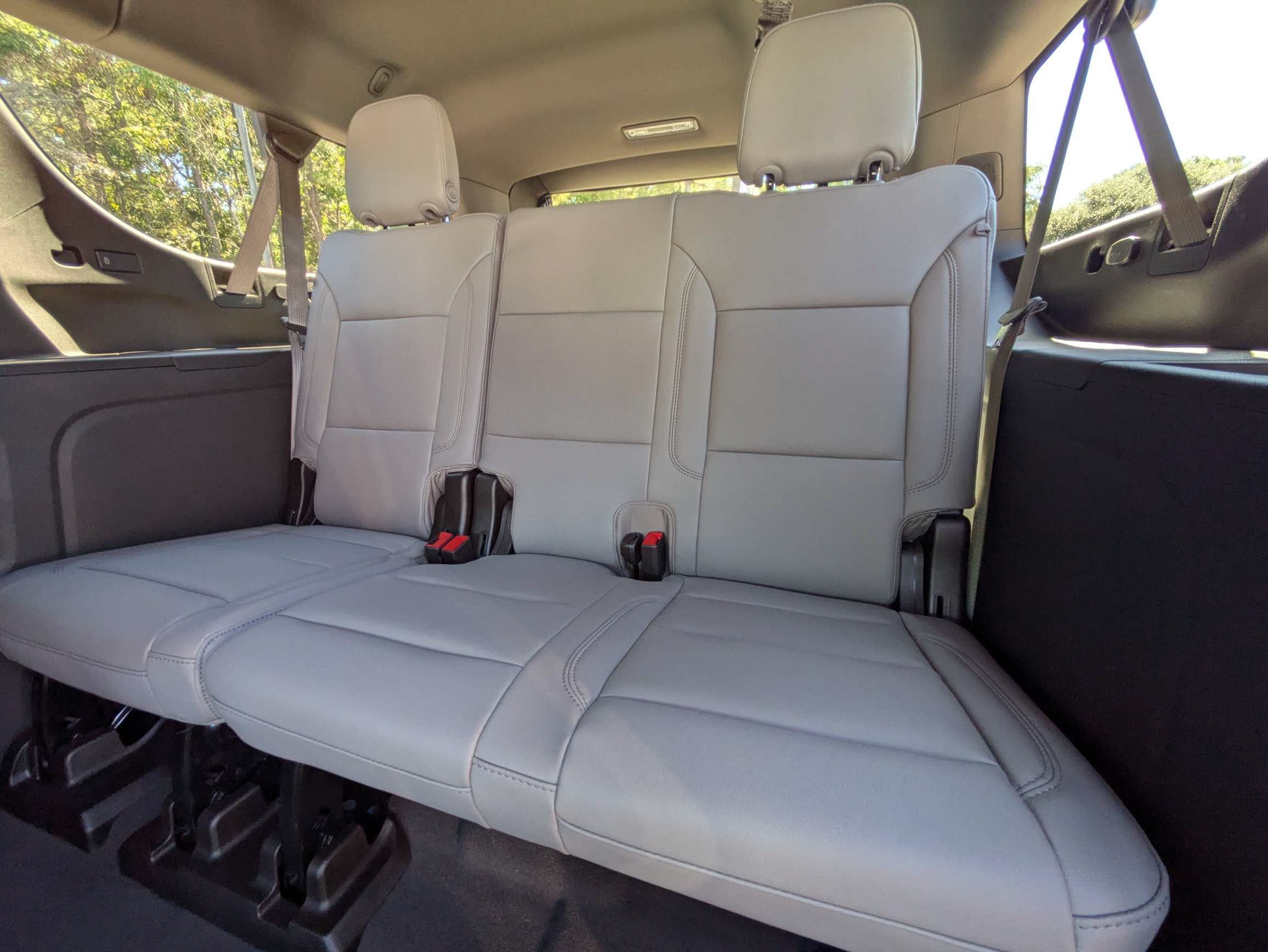 2027 Chevrolet Suburban LT