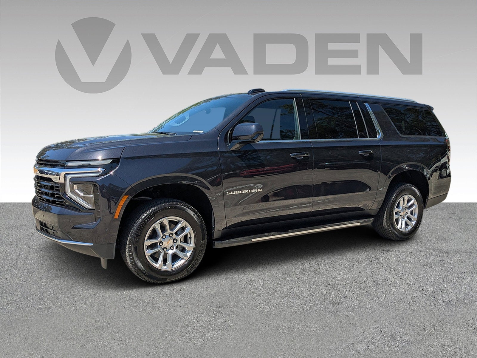 2025 Chevrolet Suburban LS