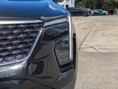 2024 Cadillac XT4 Premium Luxury