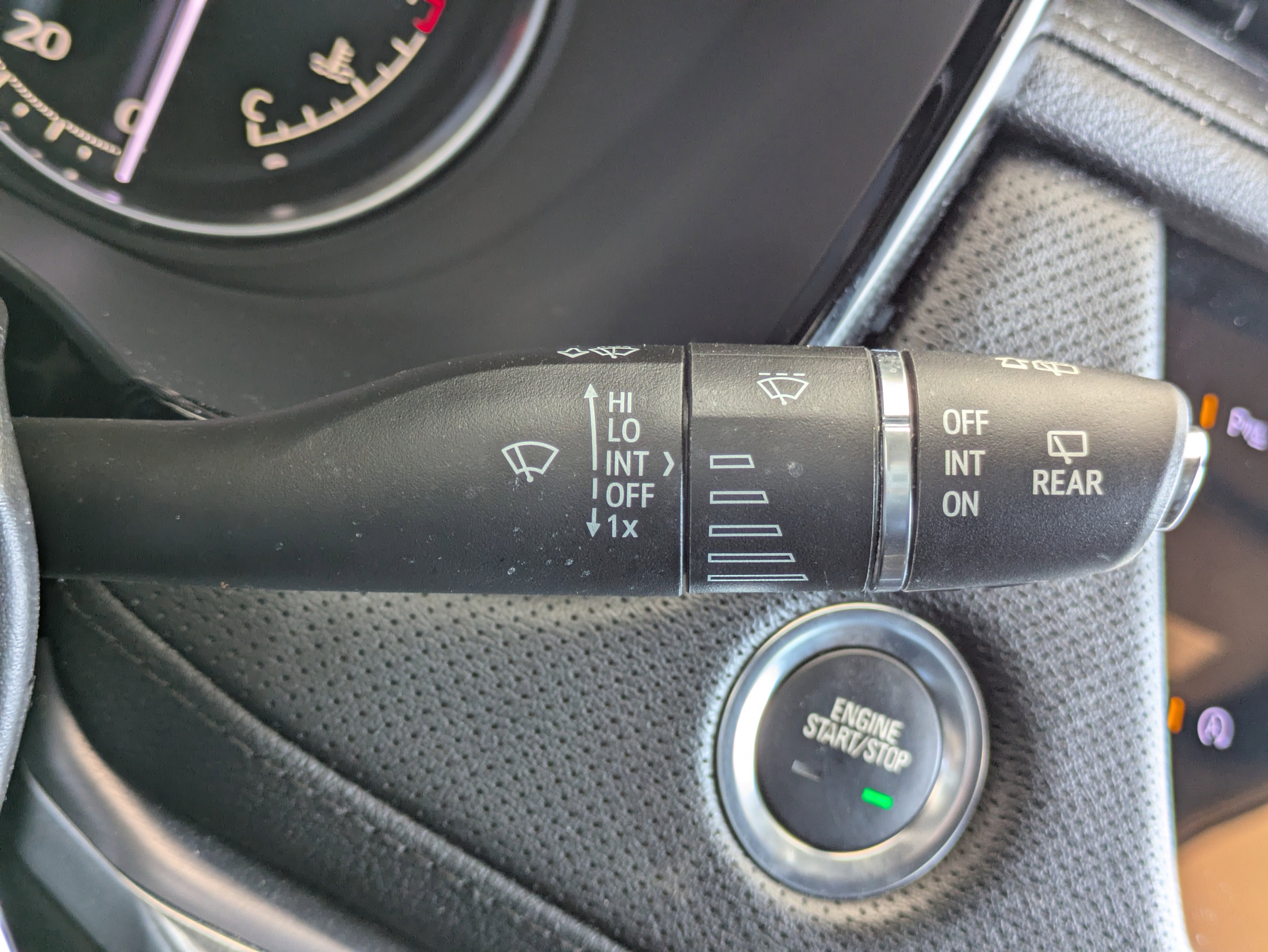 2023 Cadillac XT5 Luxury