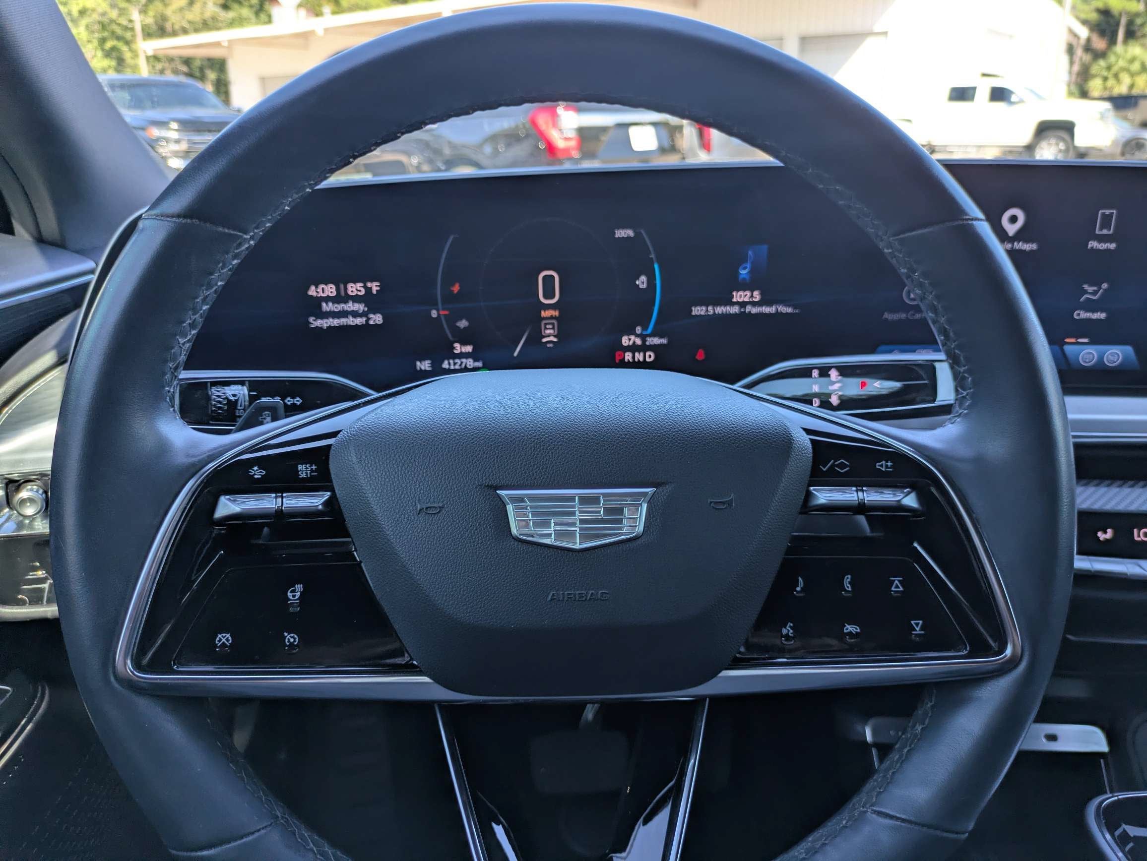 2024 Cadillac LYRIQ Luxury 1