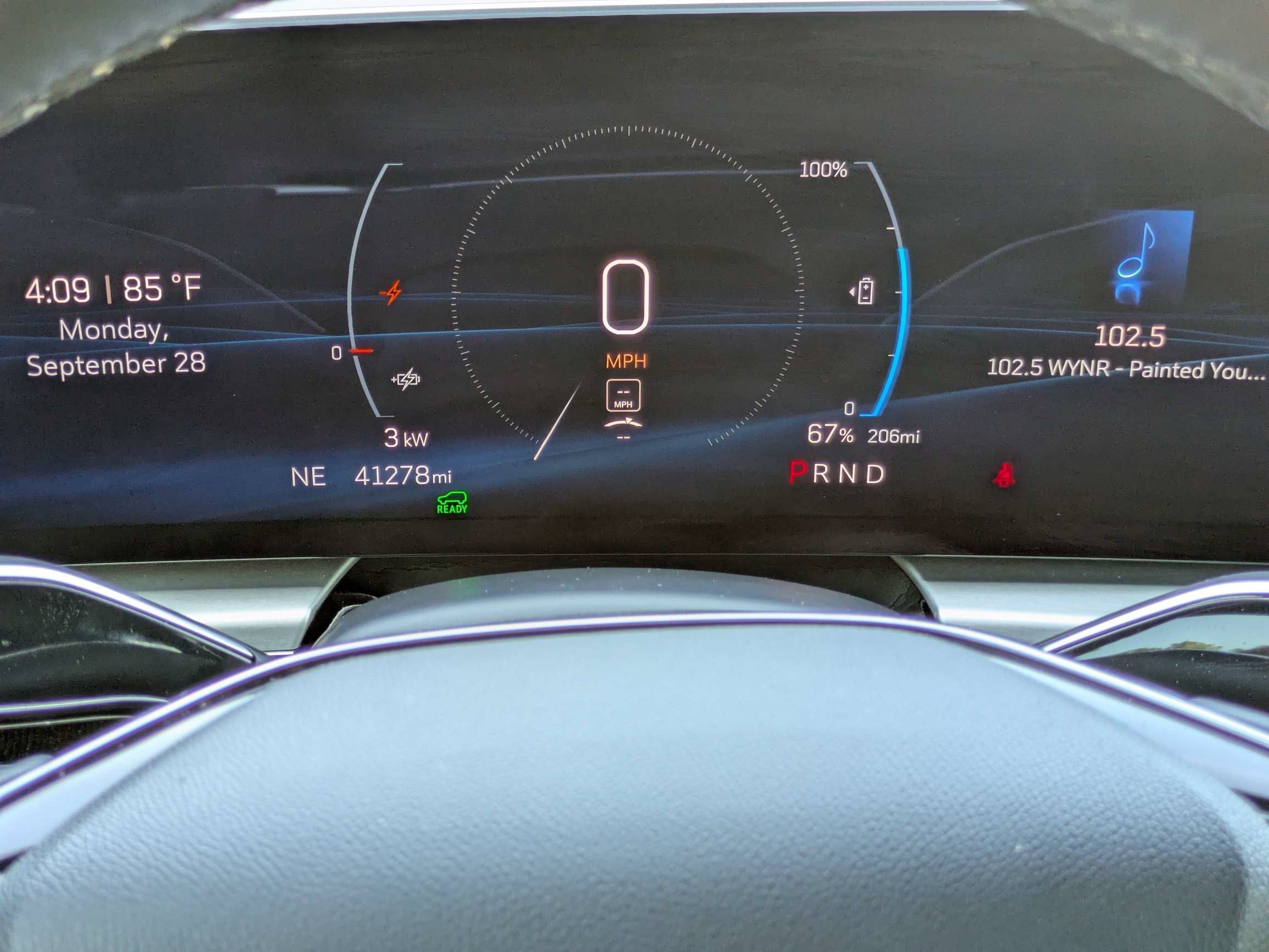 2024 Cadillac LYRIQ Luxury 1