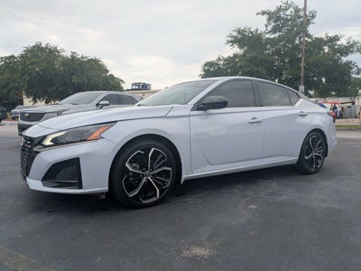 2023 Nissan Altima SR FWD