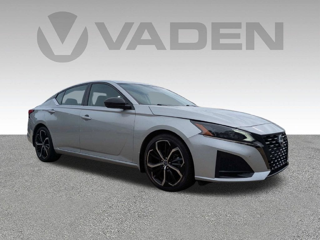 2024 Nissan Altima SR FWD