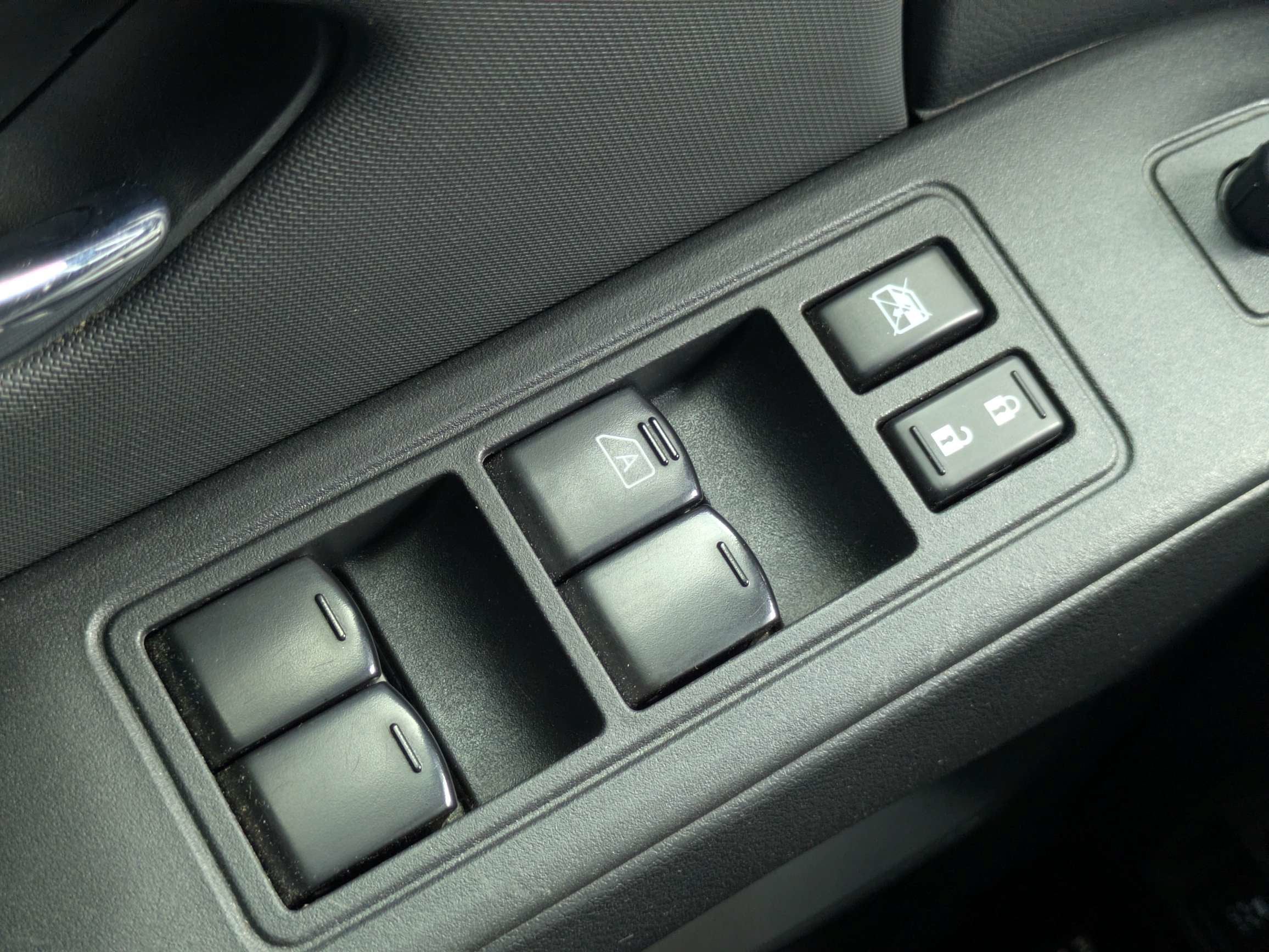 2022 Nissan Frontier Crew Cab SV 4x2