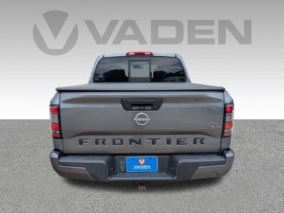 2022 Nissan Frontier Crew Cab SV 4x2