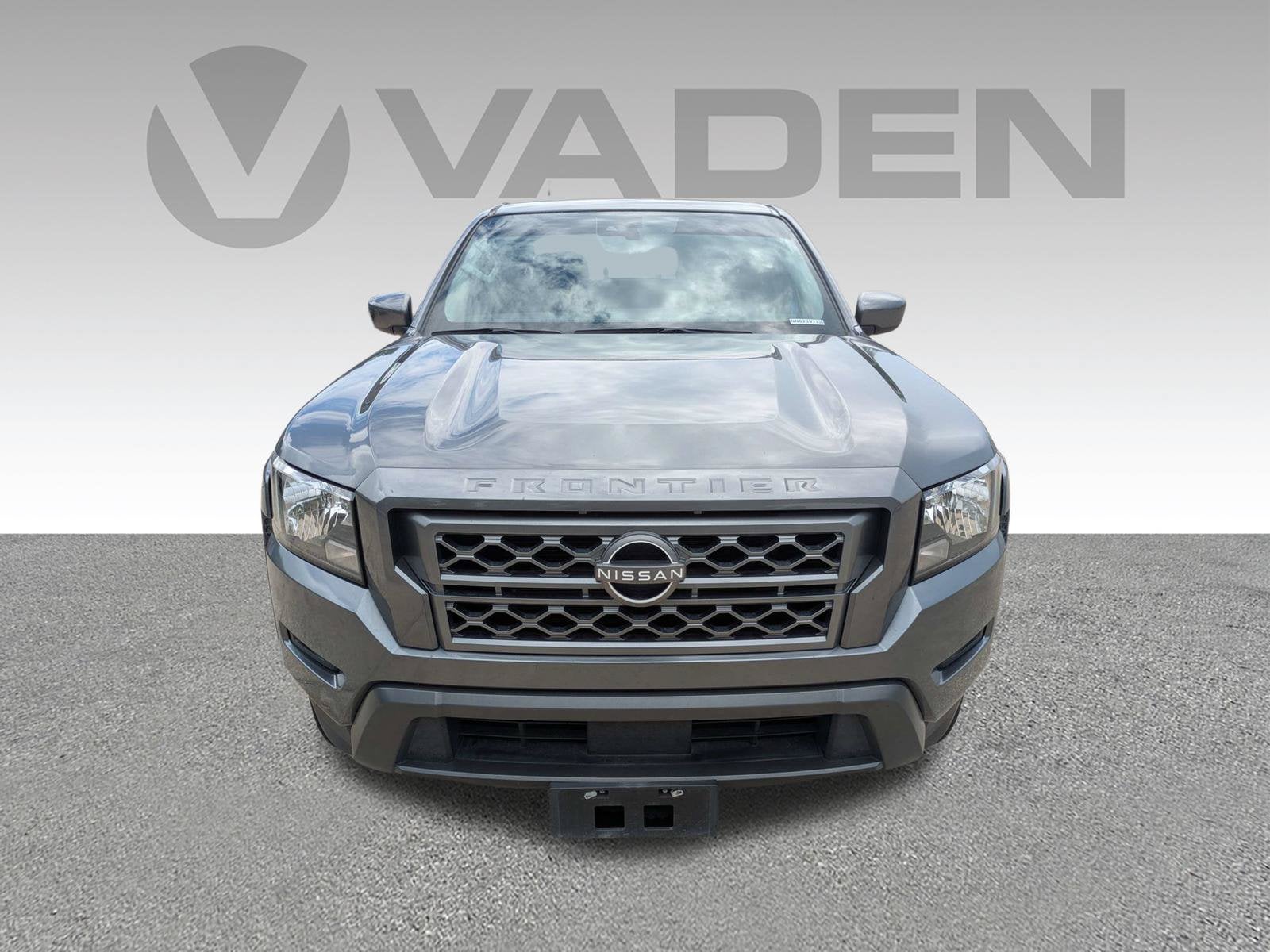 2022 Nissan Frontier Crew Cab SV 4x2