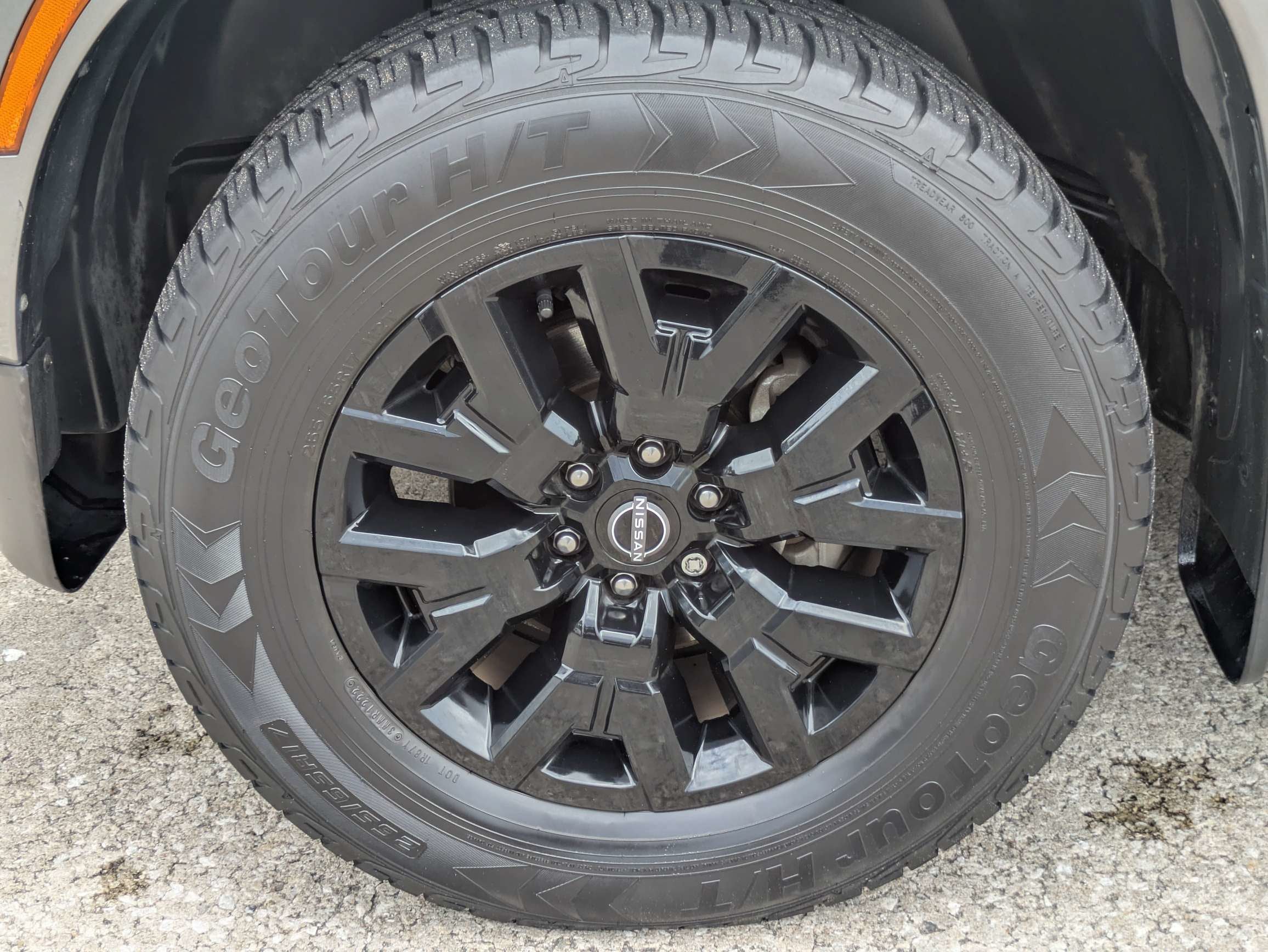 2022 Nissan Frontier Crew Cab SV 4x2