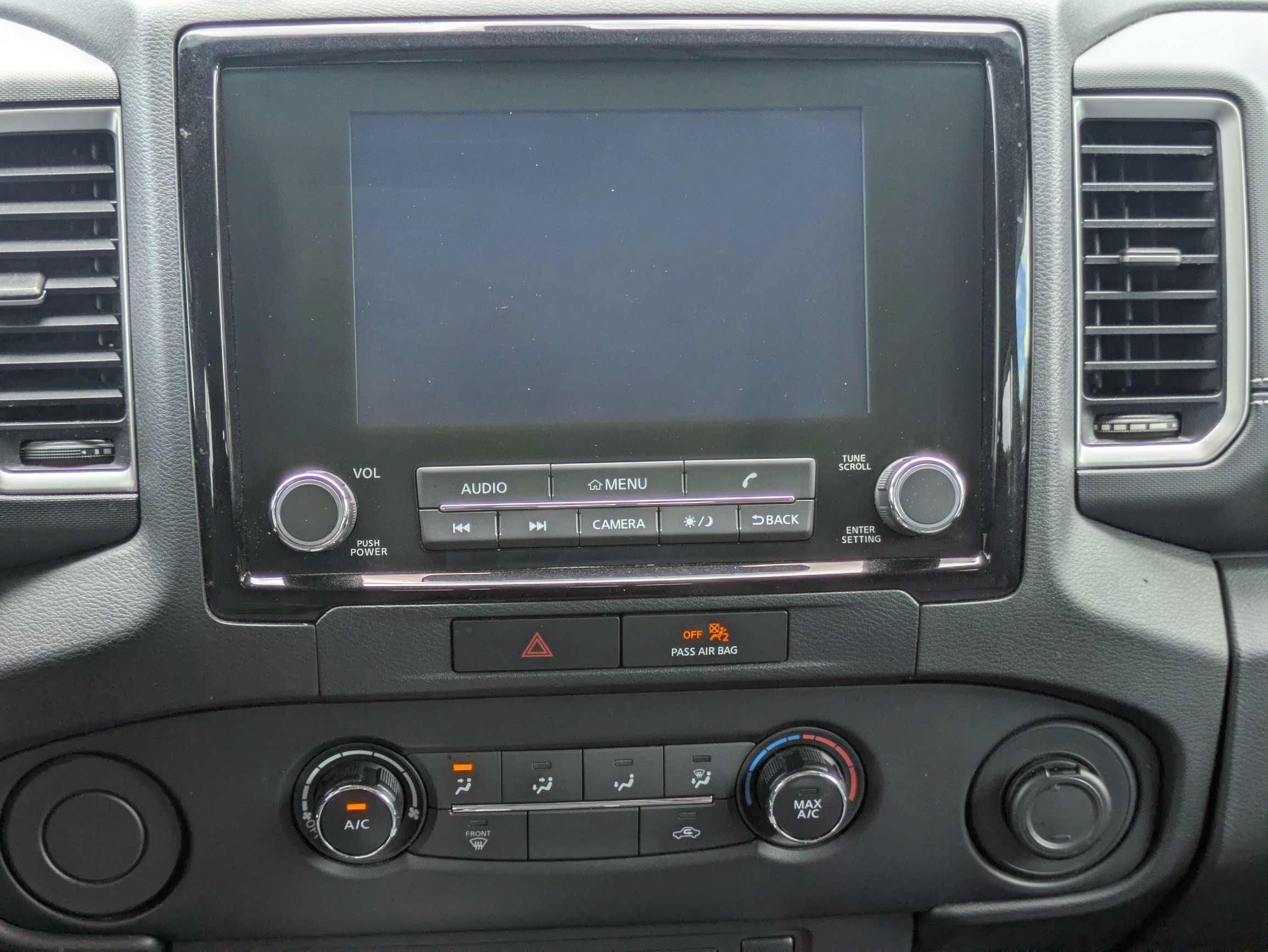 2022 Nissan Frontier Crew Cab SV 4x2