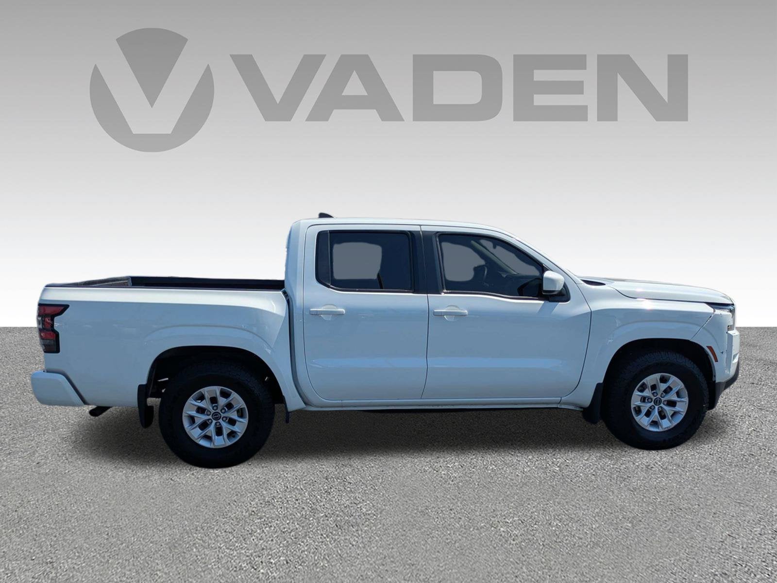 2024 Nissan Frontier Crew Cab SV 4x2
