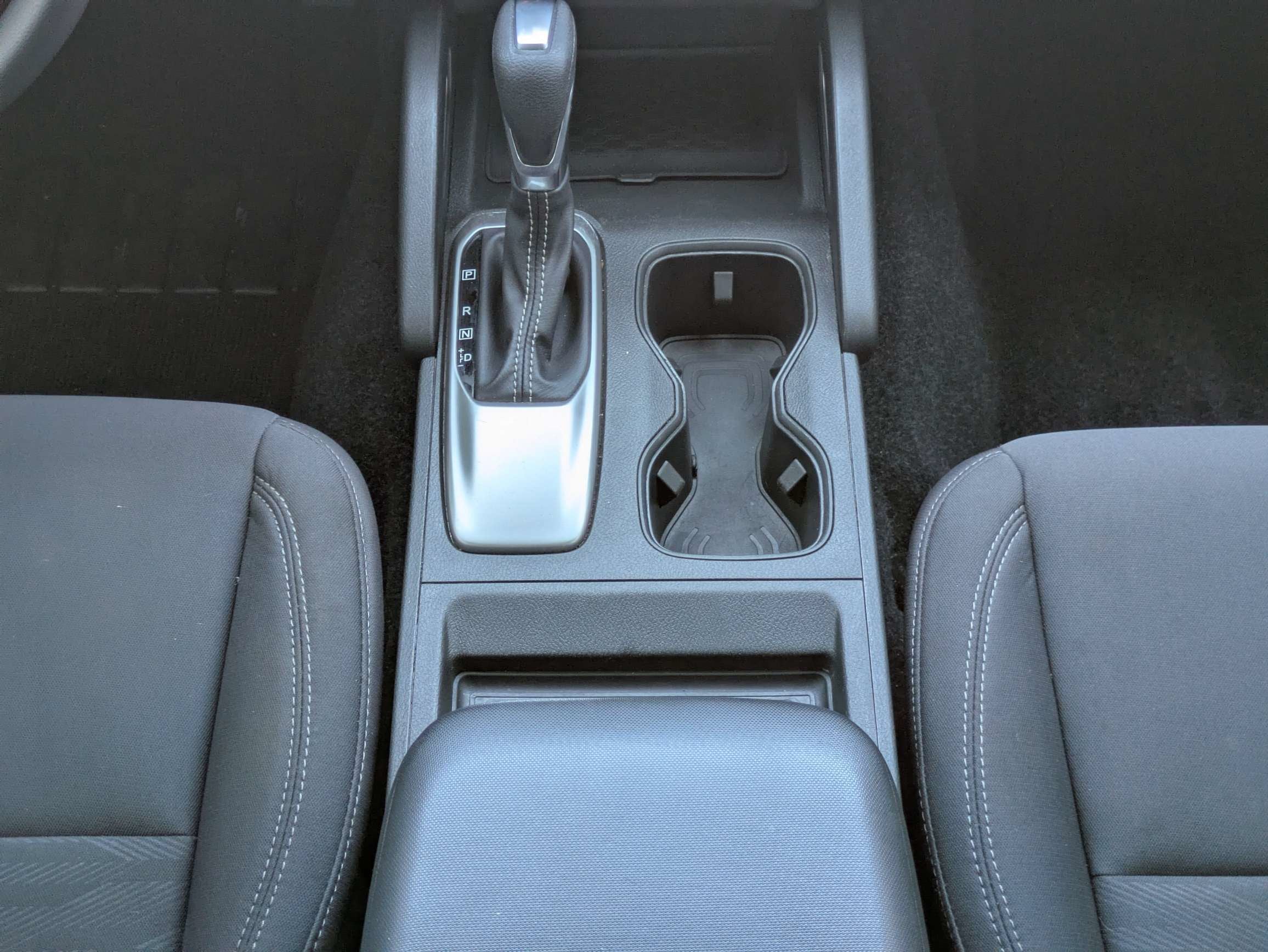 2024 Nissan Frontier Crew Cab SV 4x2