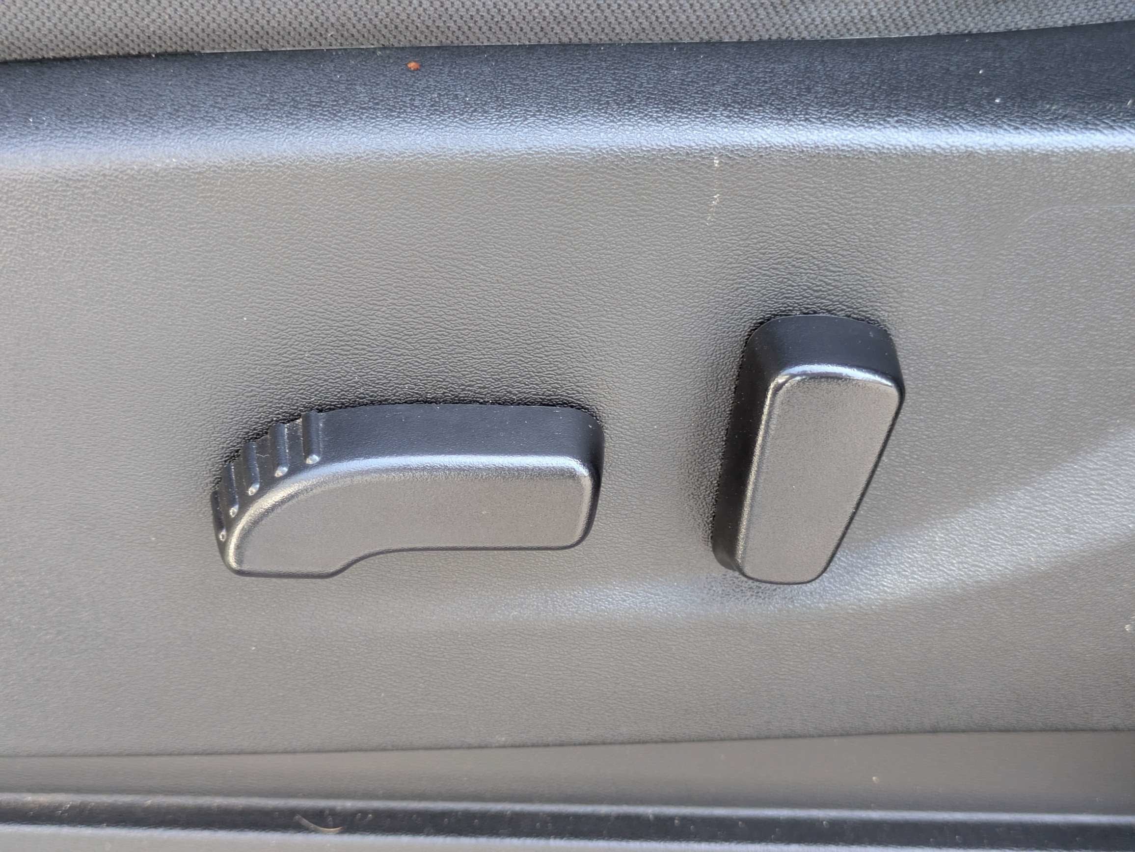 2024 Nissan Frontier Crew Cab SV 4x2