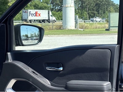 2024 Nissan Frontier Crew Cab SL 4x2