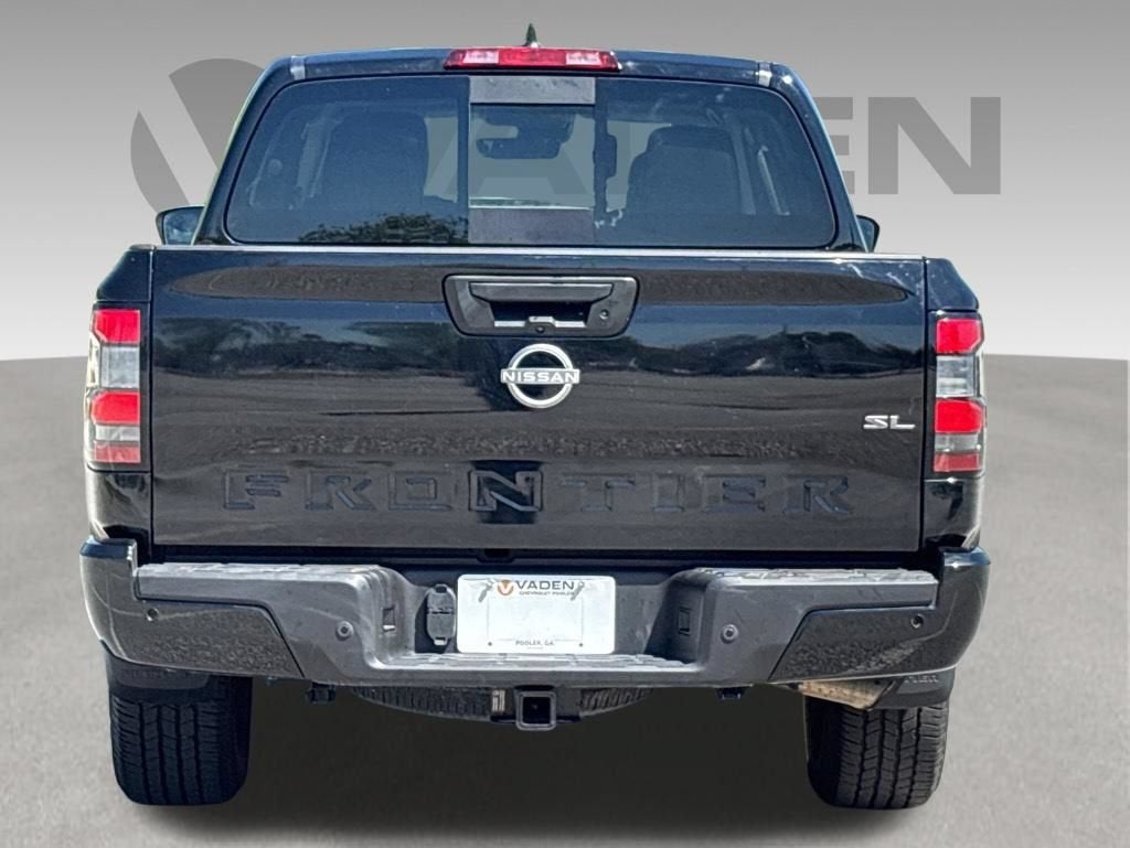 2024 Nissan Frontier Crew Cab SL 4x2