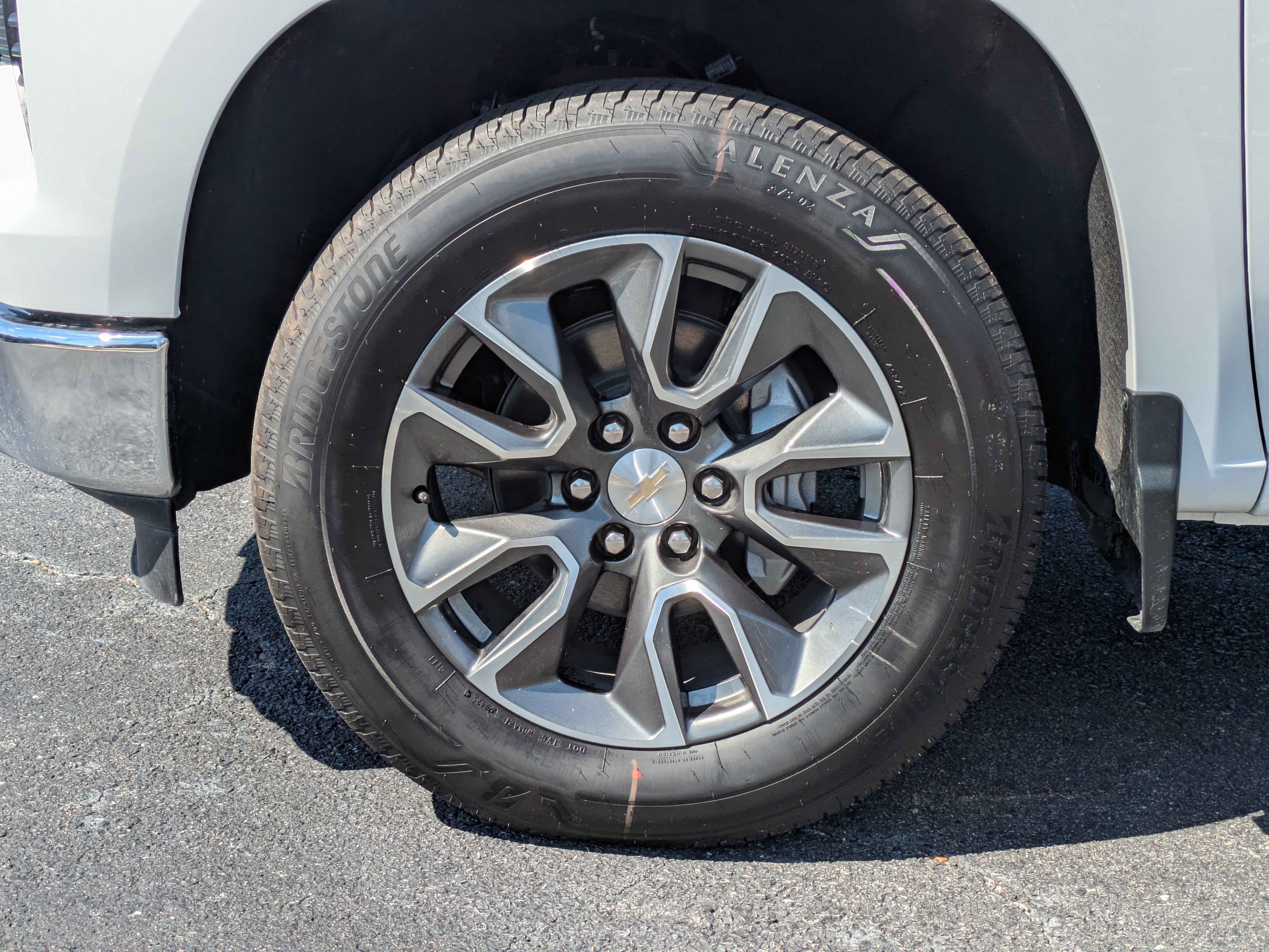 2025 Chevrolet Silverado 1500 LT