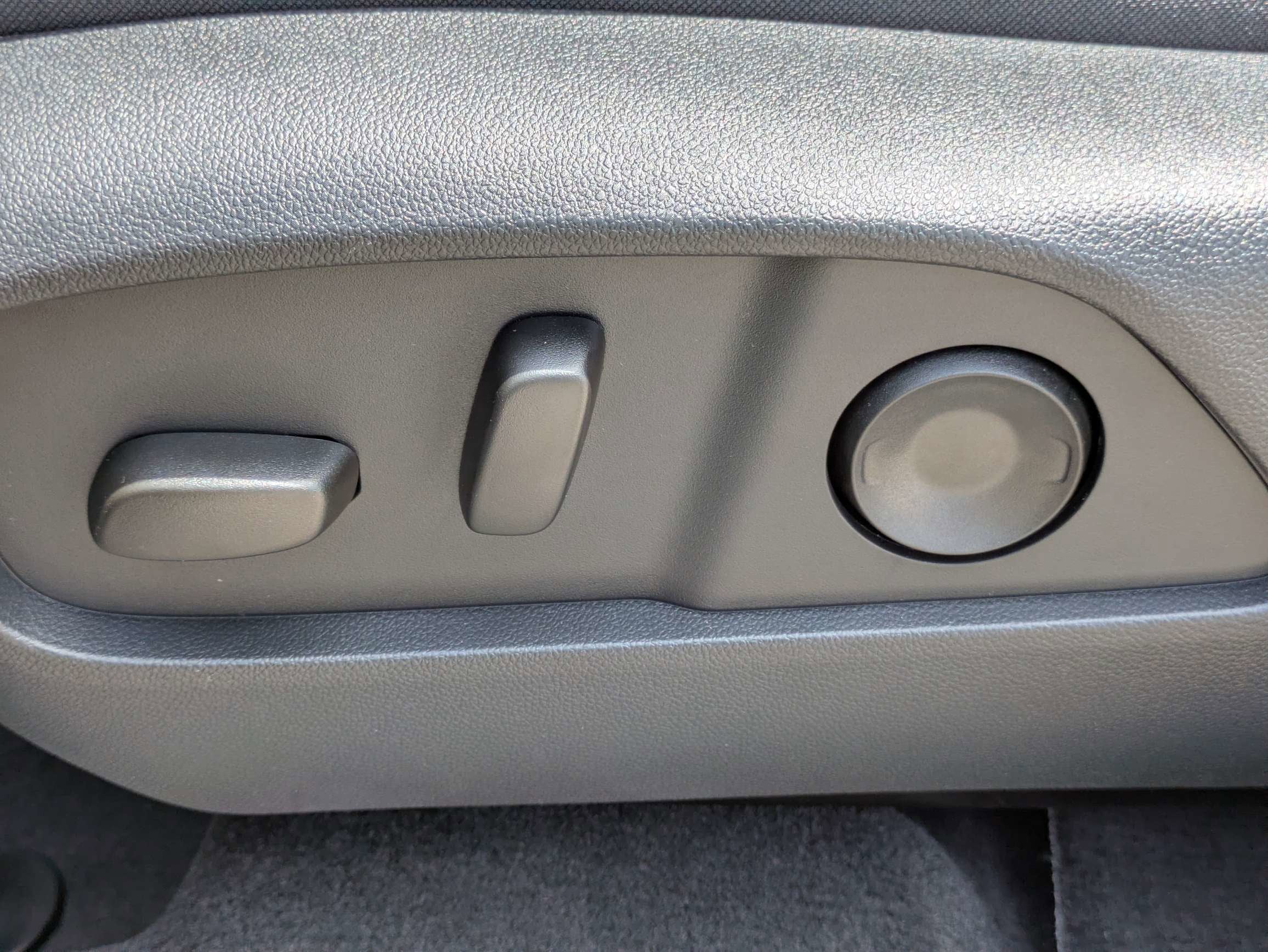 2026 Chevrolet Equinox LT - Photo 12