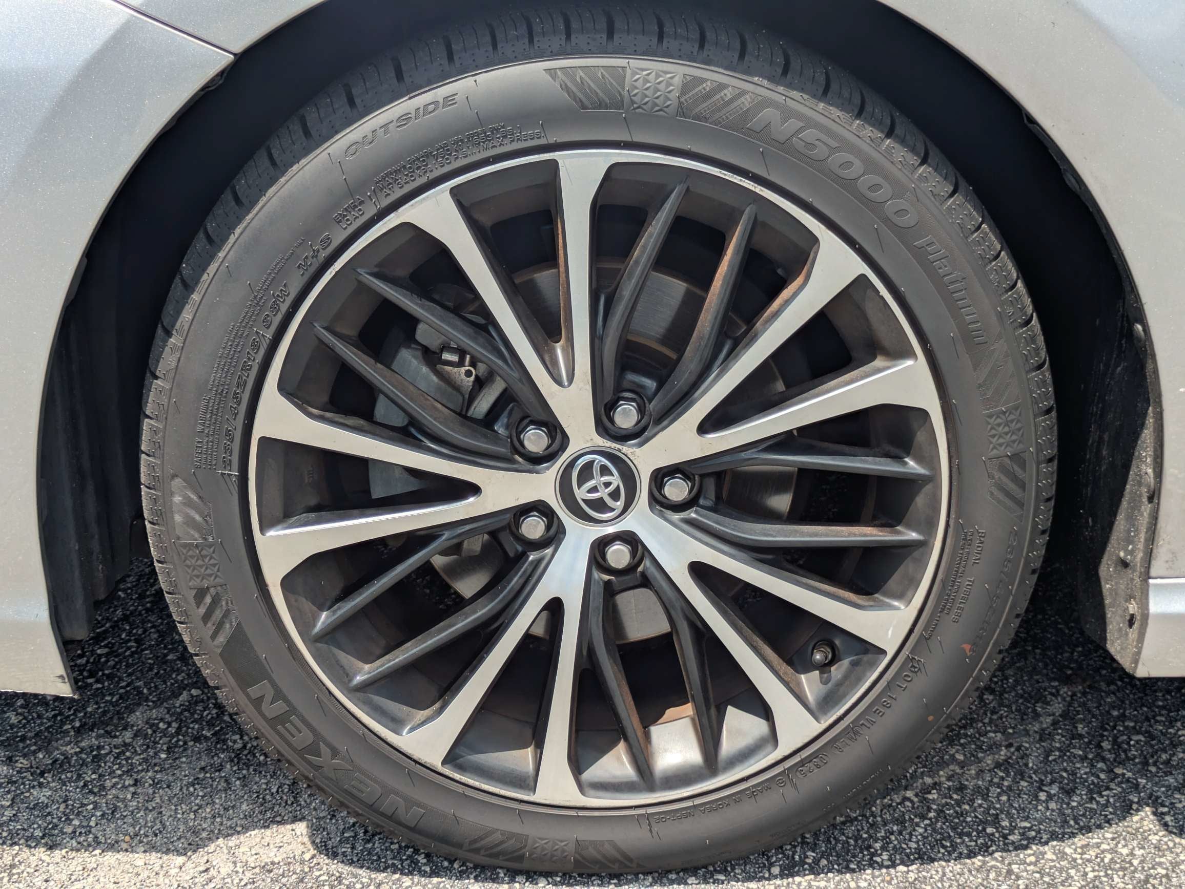 2019 Toyota Camry SE