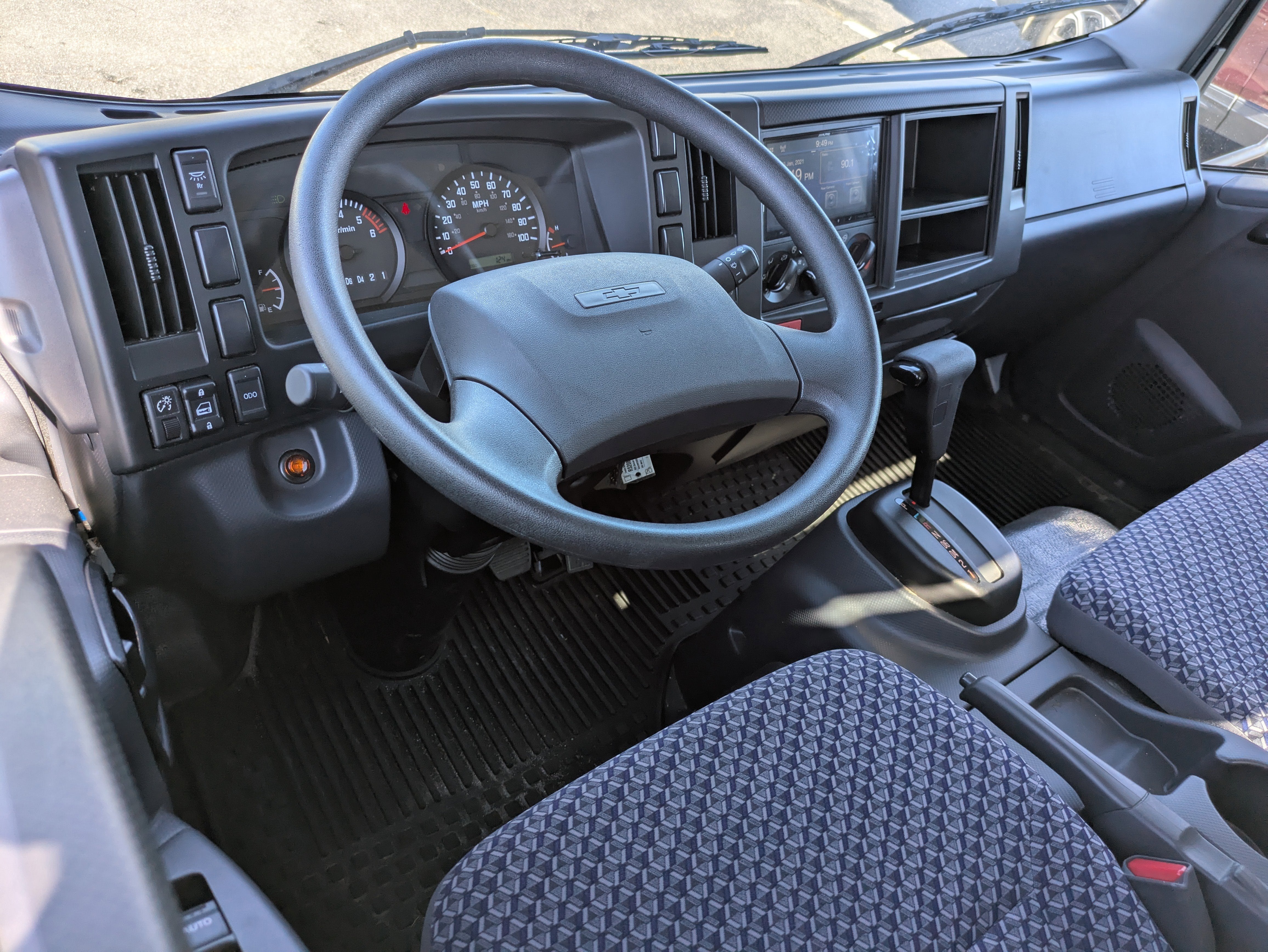 2024 Chevrolet Low Cab Forward 4500 NA