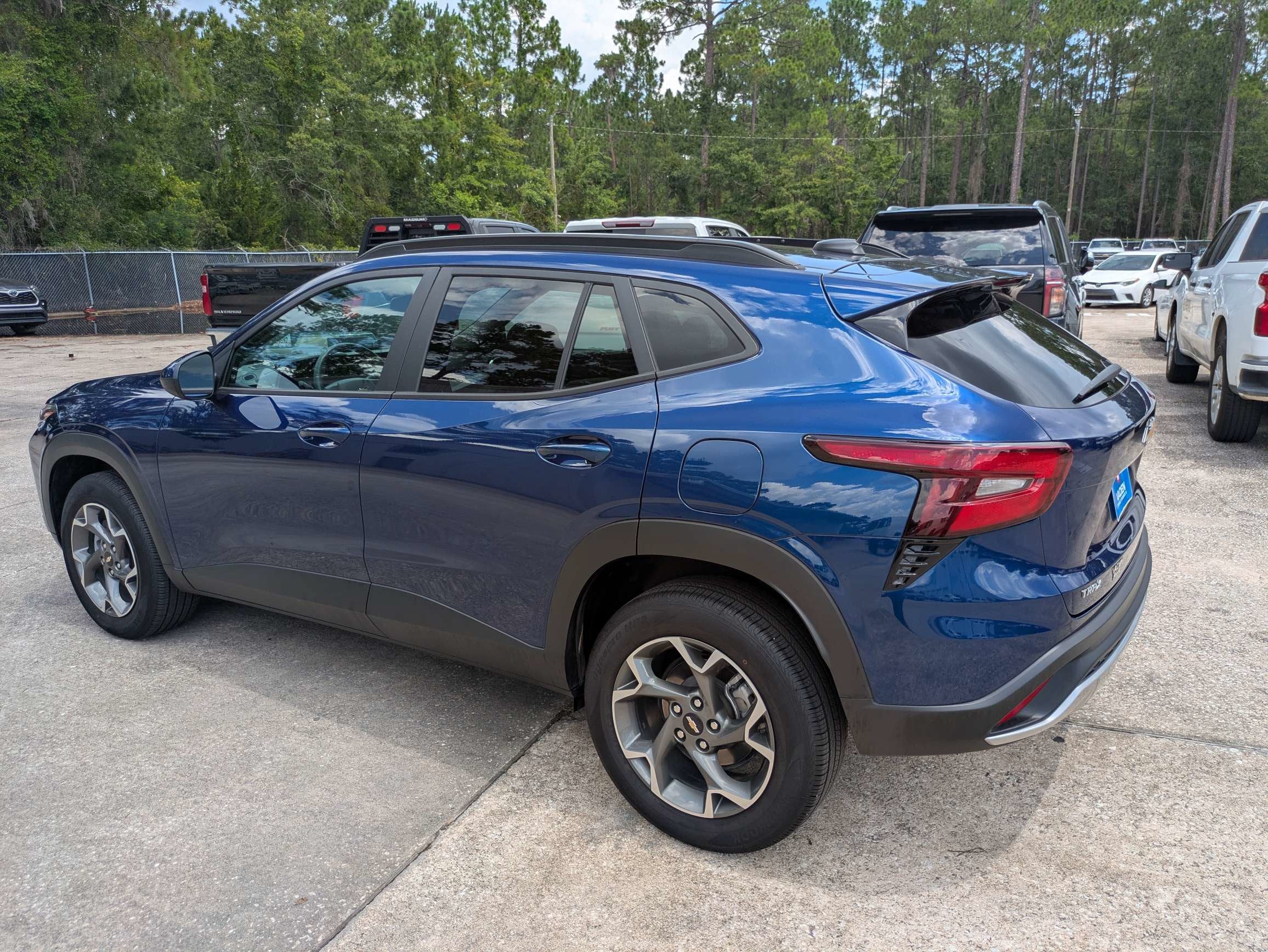 2024 Chevrolet Trax LT