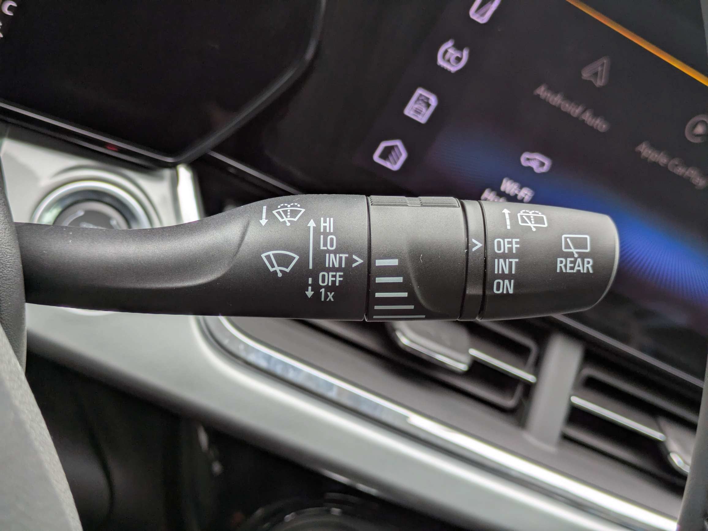 2026 Chevrolet Trax LT - Photo 18