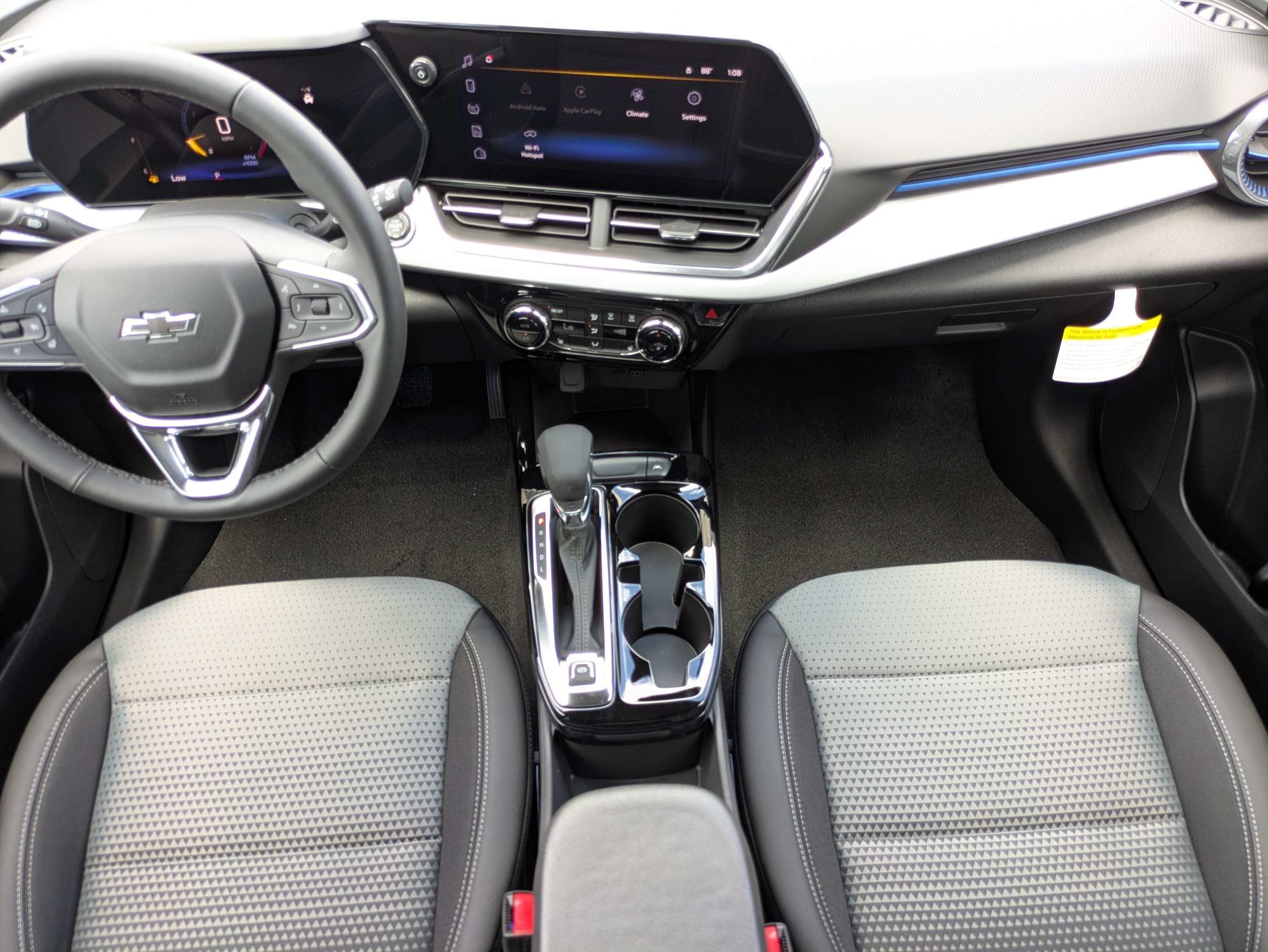 2026 Chevrolet Trax LT - Photo 9
