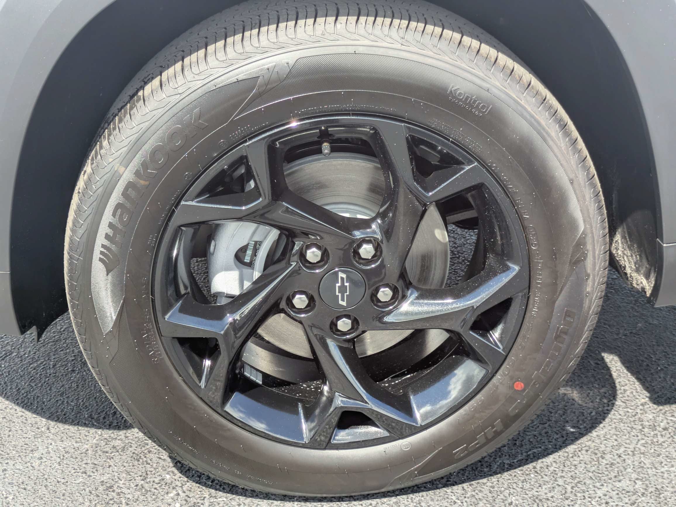 2026 Chevrolet Trax LT - Photo 30