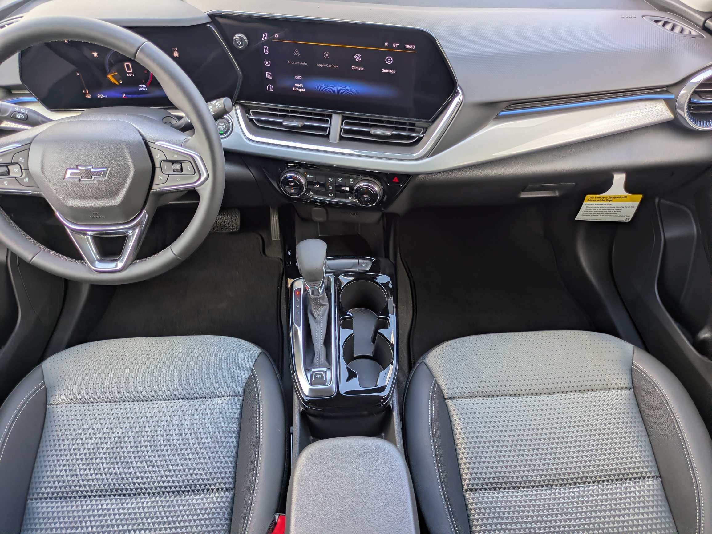 2026 Chevrolet Trax LT - Photo 9
