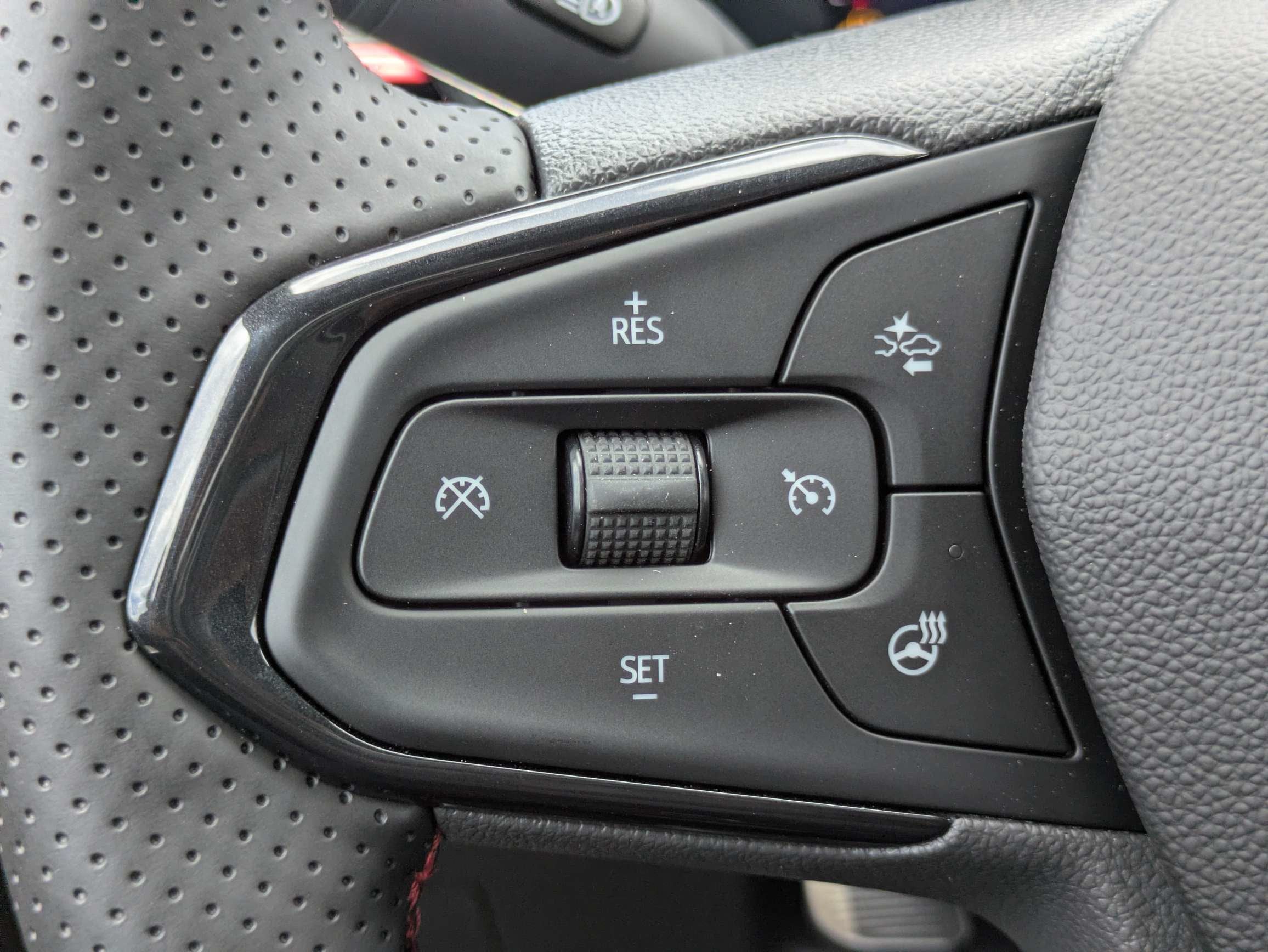 2026 Chevrolet Trax RS - Photo 15