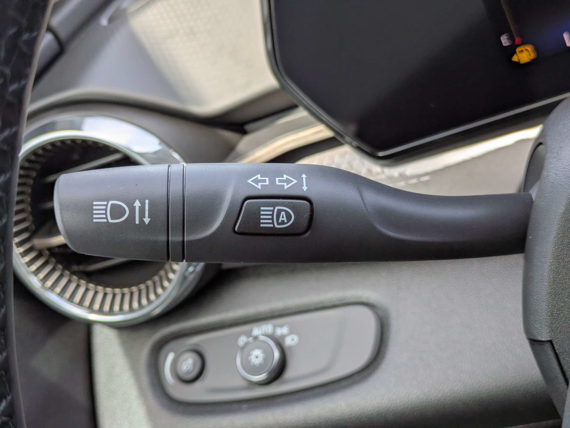 2026 Chevrolet Trax Activ - Photo 17