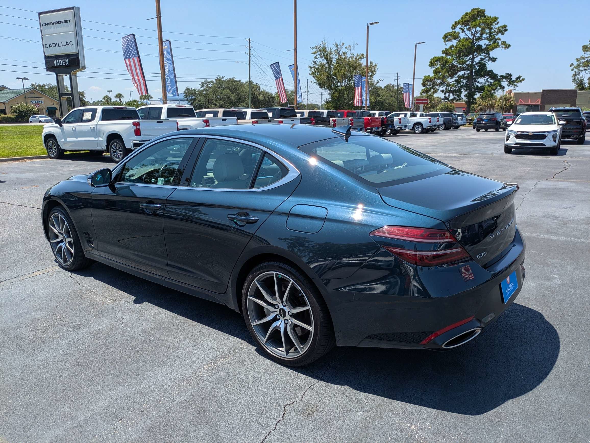 2025 Genesis G70 2.5T