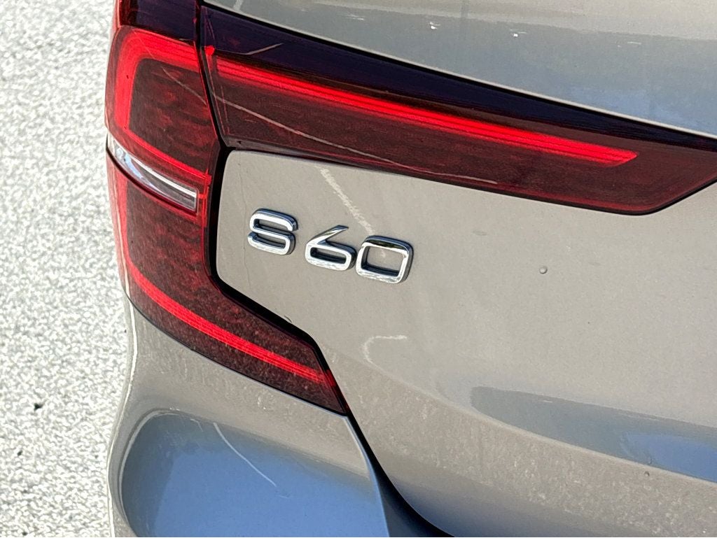2024 Volvo S60 Ultimate
