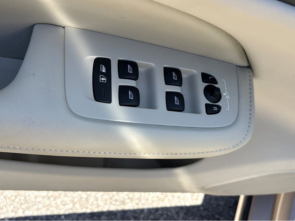 2024 Volvo S60 Ultimate