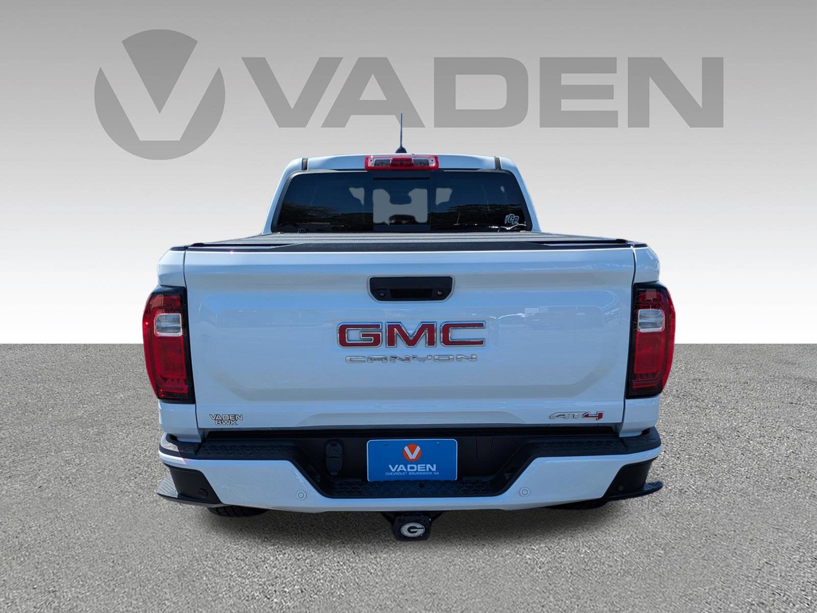 2024 GMC Canyon AT4