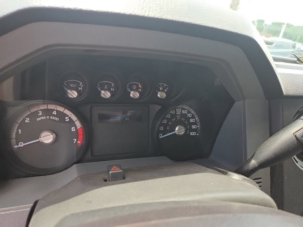 2011 Ford Super Duty F-350 DRW XL