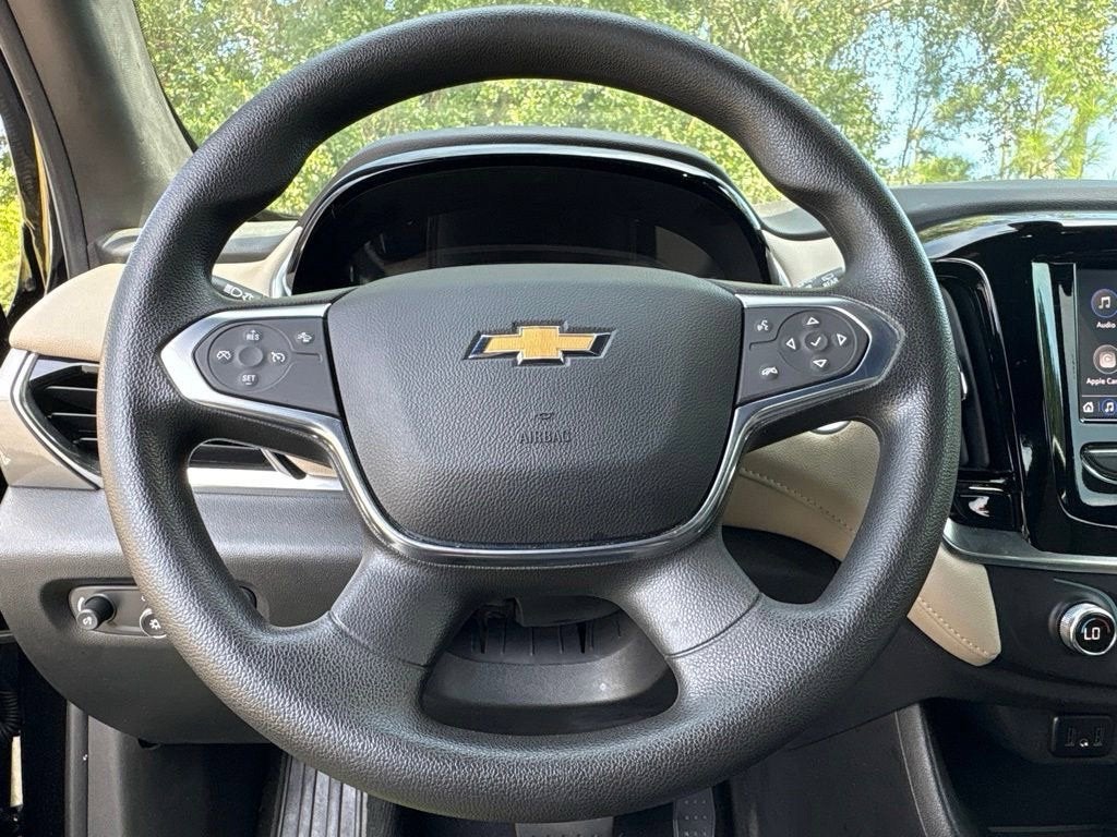 2022 Chevrolet Traverse LS