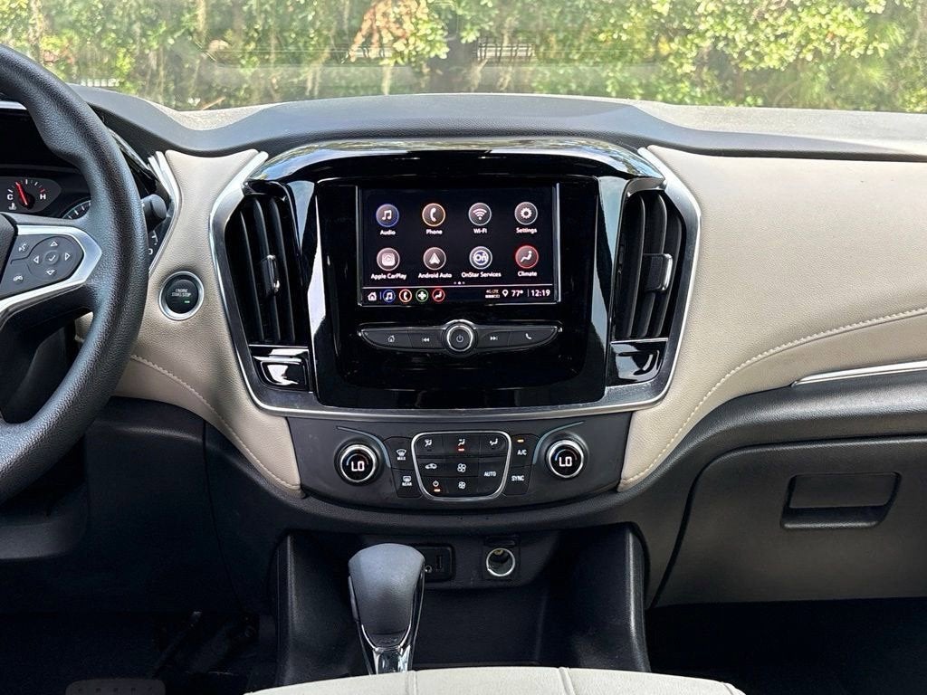 2022 Chevrolet Traverse LS