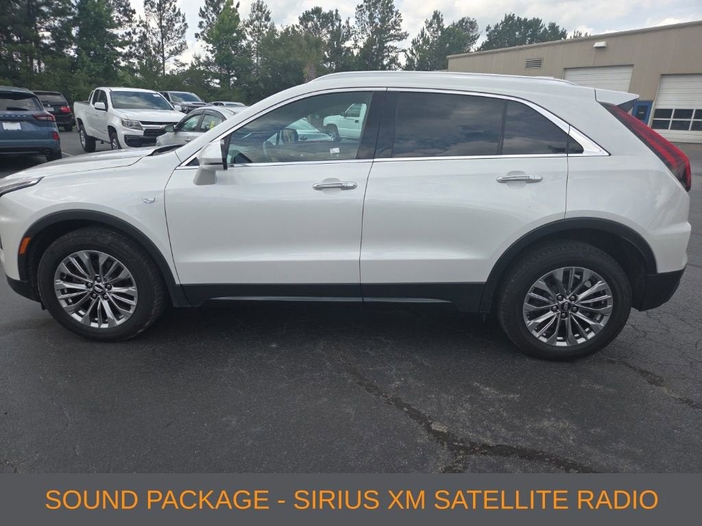 2024 Cadillac XT4 Premium Luxury