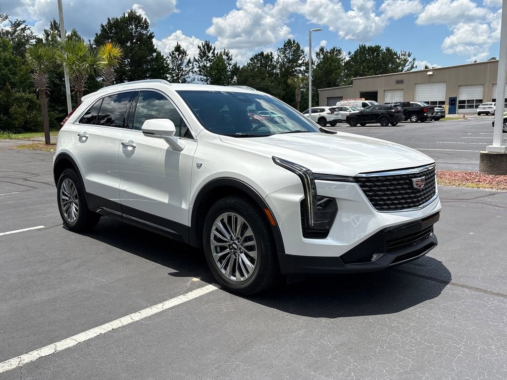 2024 Cadillac XT4 Premium Luxury