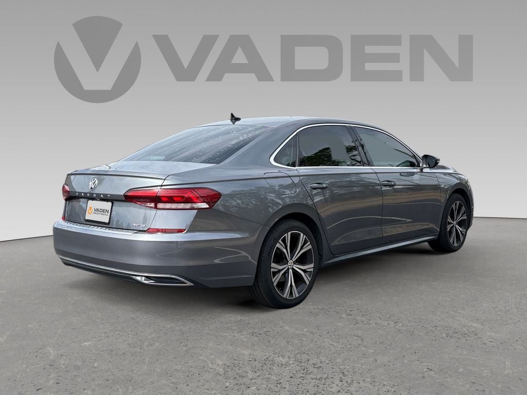 2022 Volkswagen Passat 2.0T SE