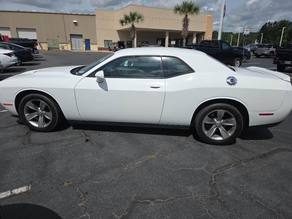 2015 Dodge Challenger SXT