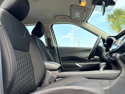 2022 Nissan Kicks SV