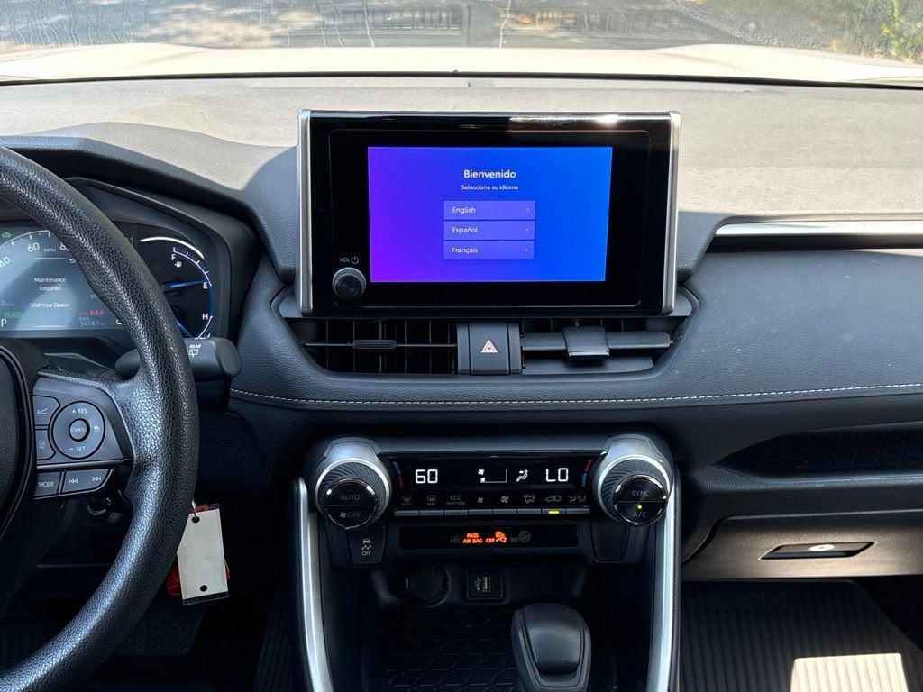 2024 Toyota RAV4 Hybrid LE