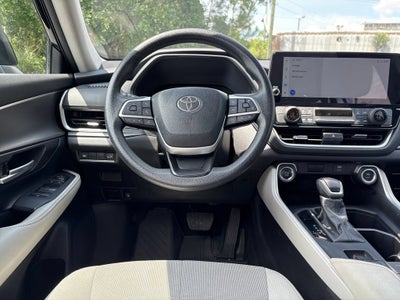 2025 Toyota Grand Highlander XLE