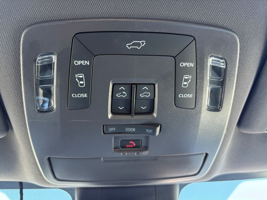 2023 Toyota Sienna XSE