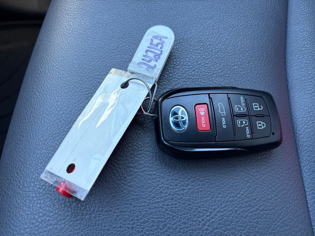 2023 Toyota Sienna XSE