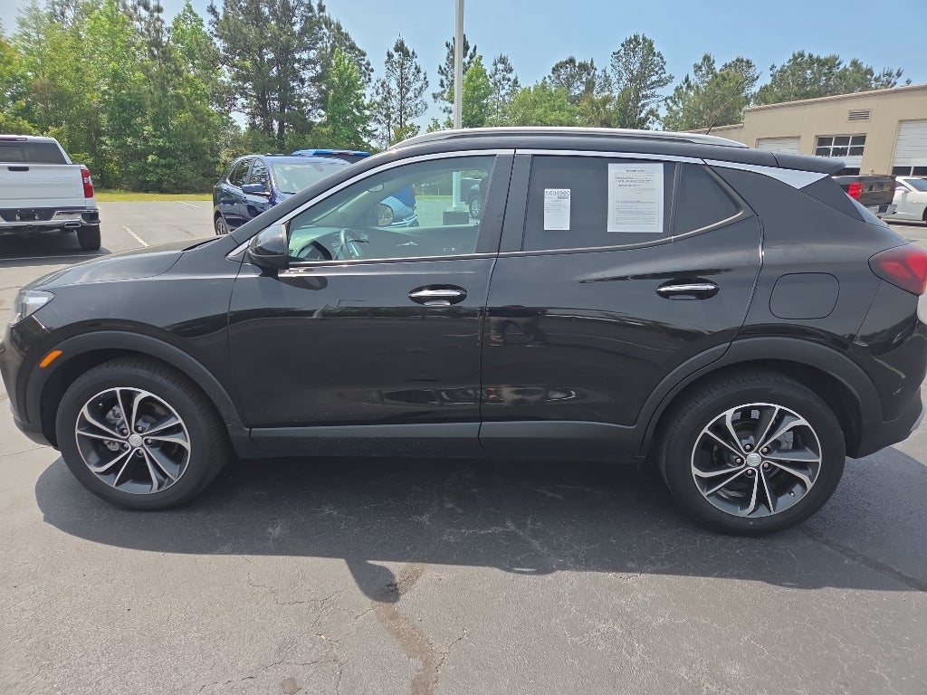 2022 Buick Encore GX Select