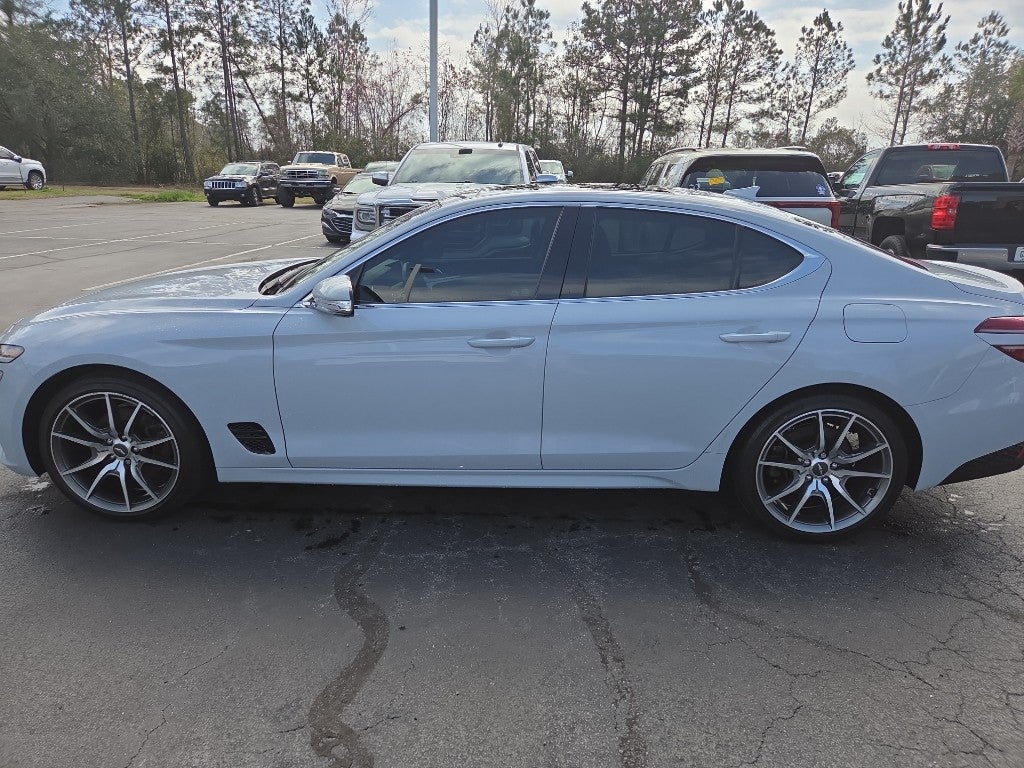 2022 Genesis G70 2.0T