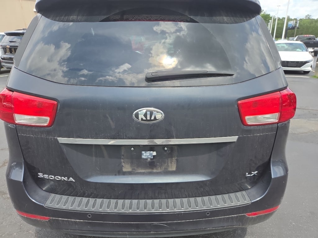 2016 Kia Sedona LX